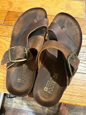 White mountain footbeds sandals